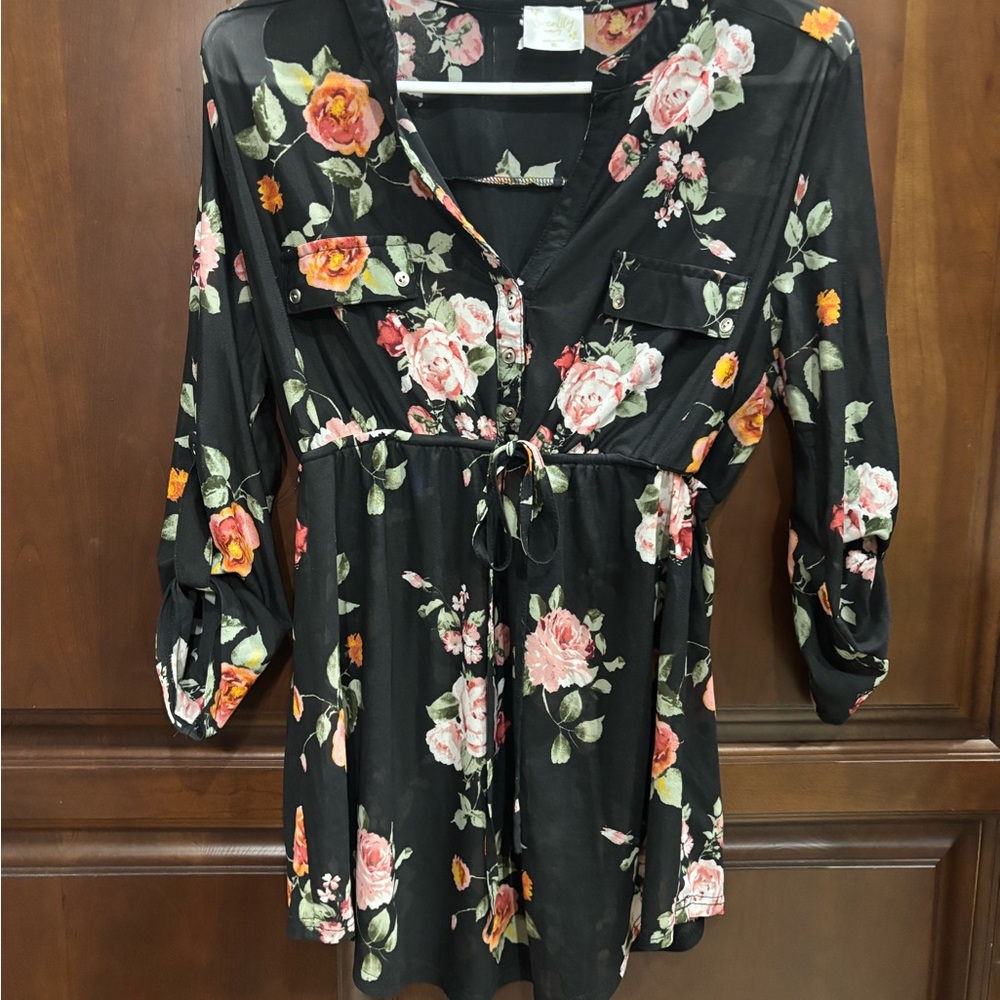 Siren Lily Black Floral Blouse